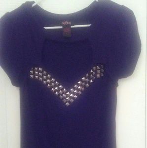 Black keyhole short sleeve top